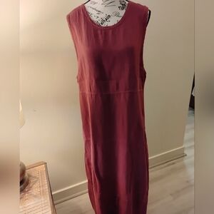 Aly Wear 100% linen maxi dress - size medium - brand new - beautiful condition -